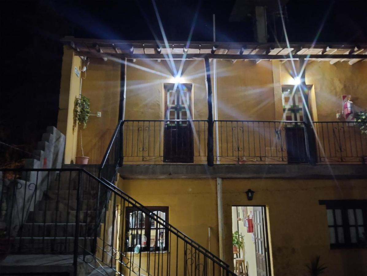 Inn La Casa De La Abuela *